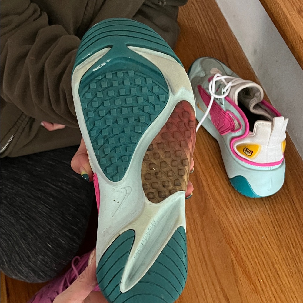 Nike Women's Teal and Pink Sneakers - Picture 3 of 3
